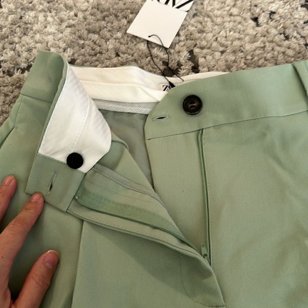 ZARA Light Green High Rise Pleated Shorts NWT Size S XL - Picture 11 of 15